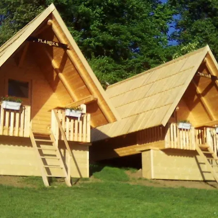 ファームステイ Farmglamping Planika - Encijan