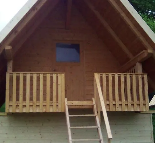 Farmglamping Planika - Encijan Farm stay *